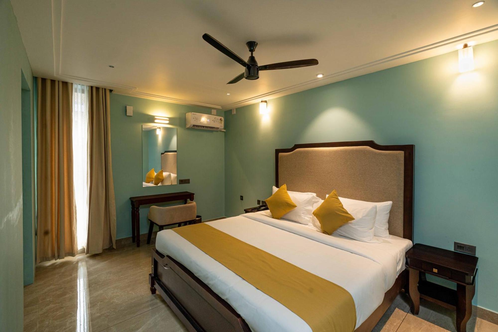 Court 11 By Dimora Hotel Kochi Buitenkant foto