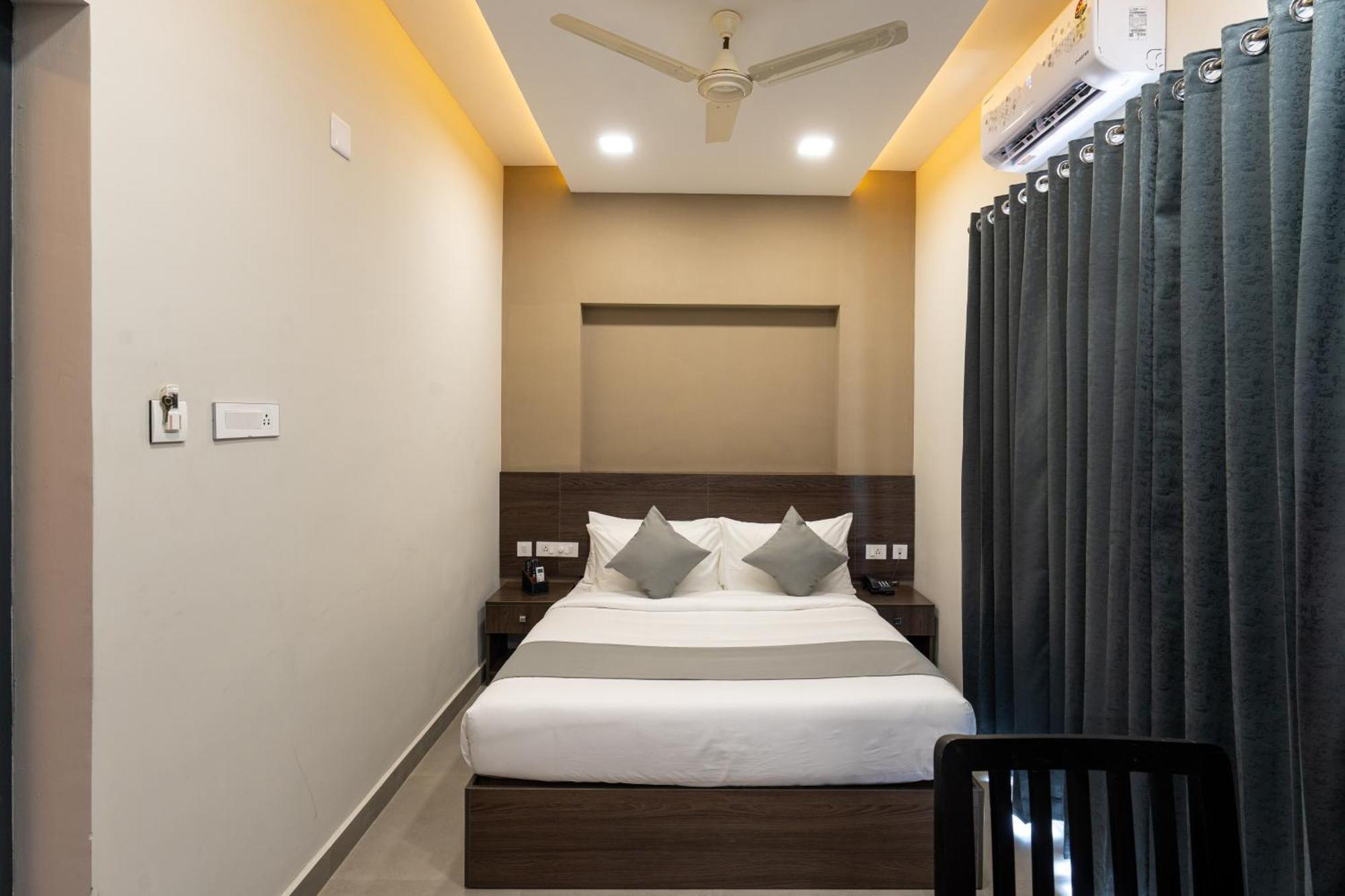 Court 11 By Dimora Hotel Kochi Buitenkant foto