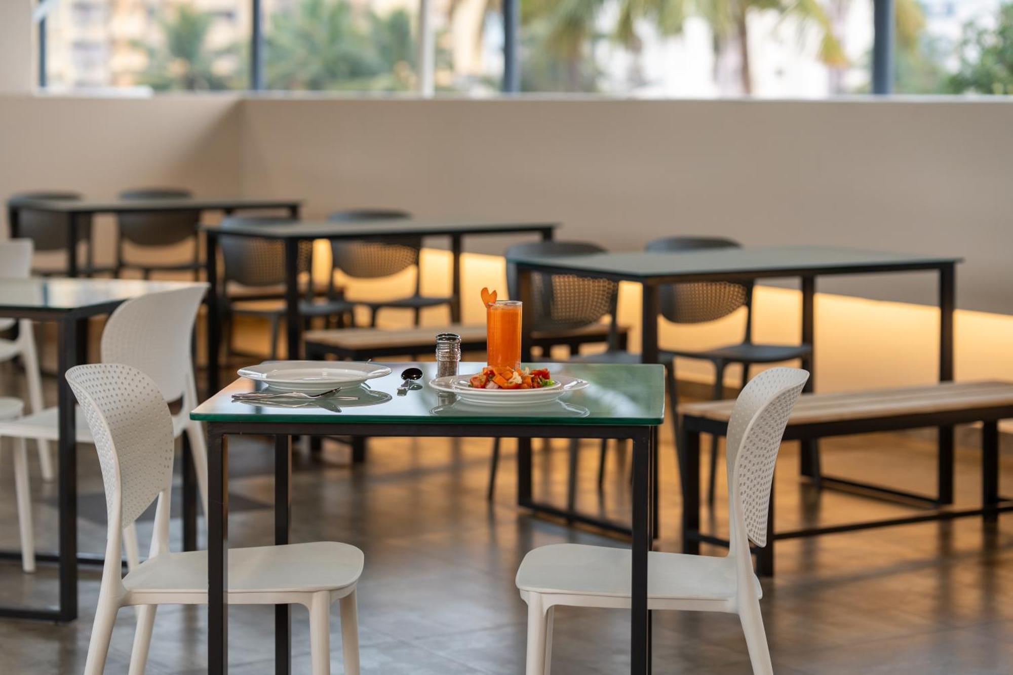 Court 11 By Dimora Hotel Kochi Buitenkant foto